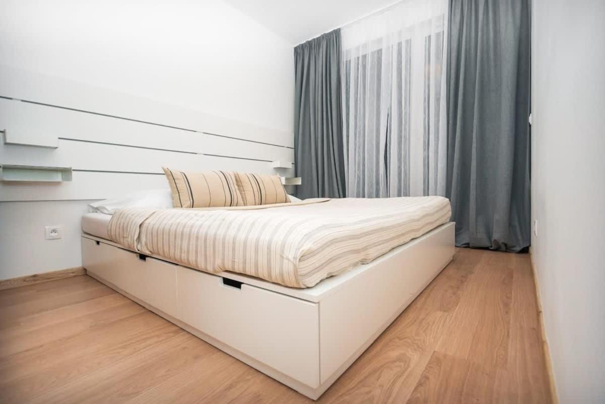 City Center Apartment - Modern & Elegant 布拉迪斯拉发 外观 照片